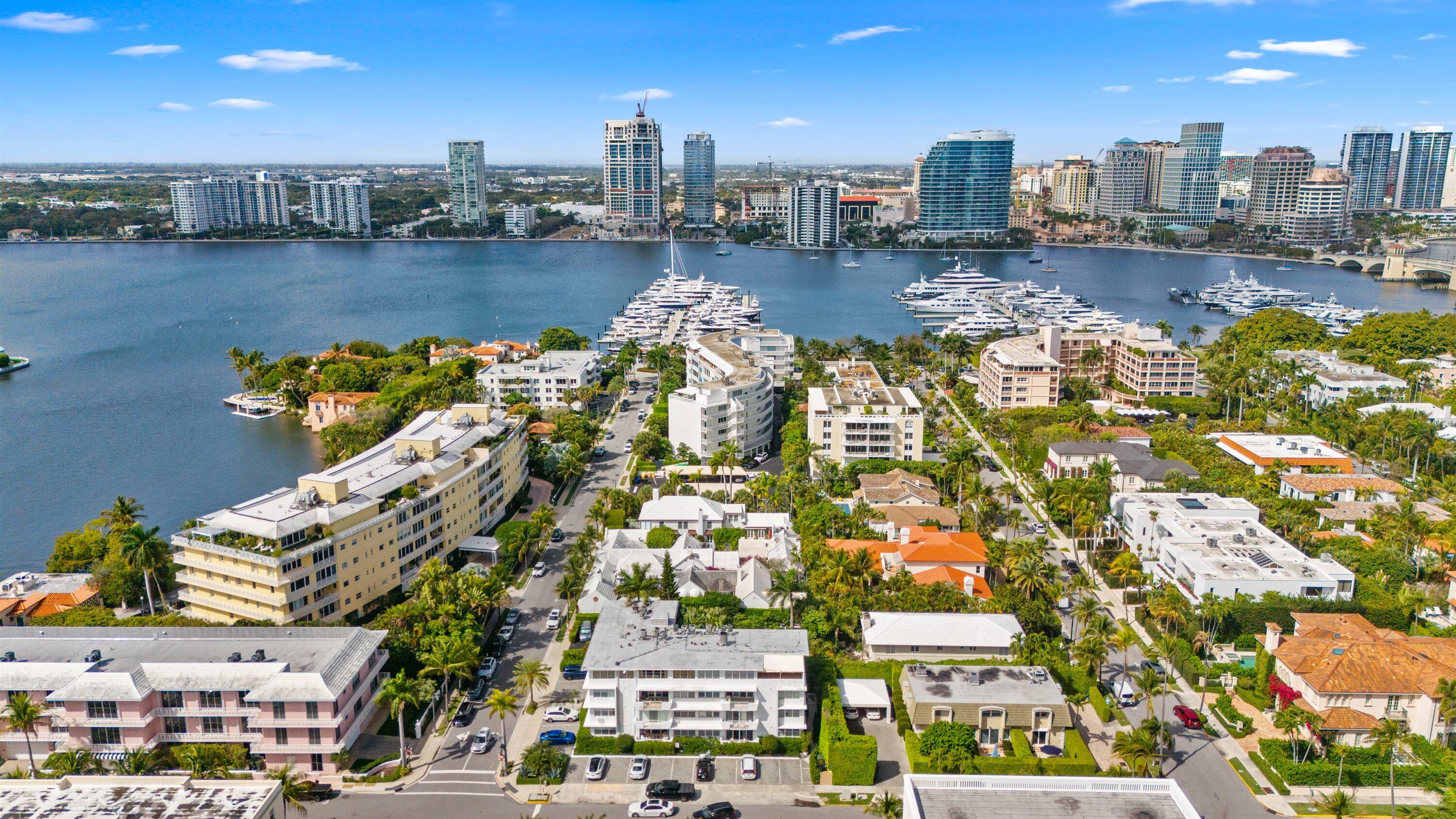 401 Peruvian Avenue, Unit 2010 Palm Beach, FL 33480 - Photo 19 of 20 Aerial