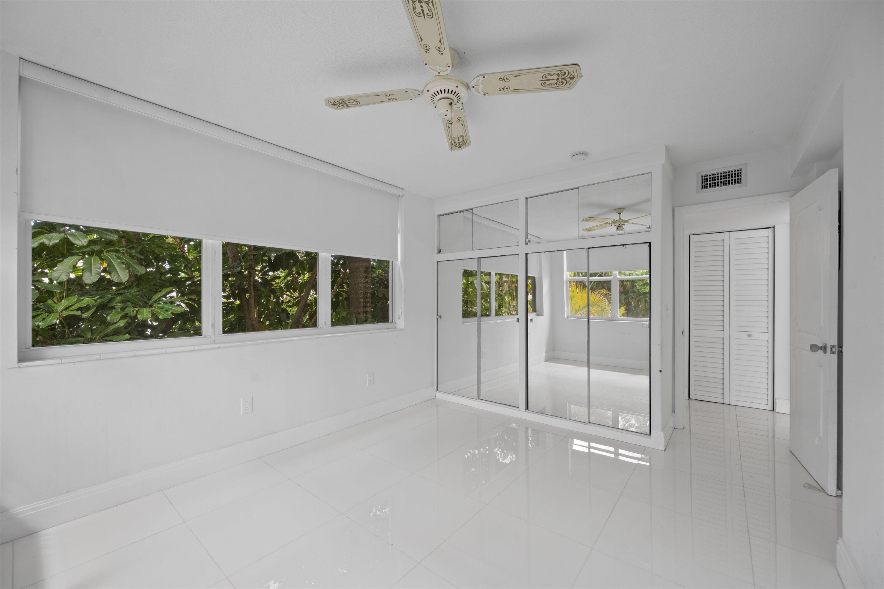 401 Peruvian Avenue, Unit 2010 Palm Beach, FL 33480 - Photo 9 of 20 Master Bedroom