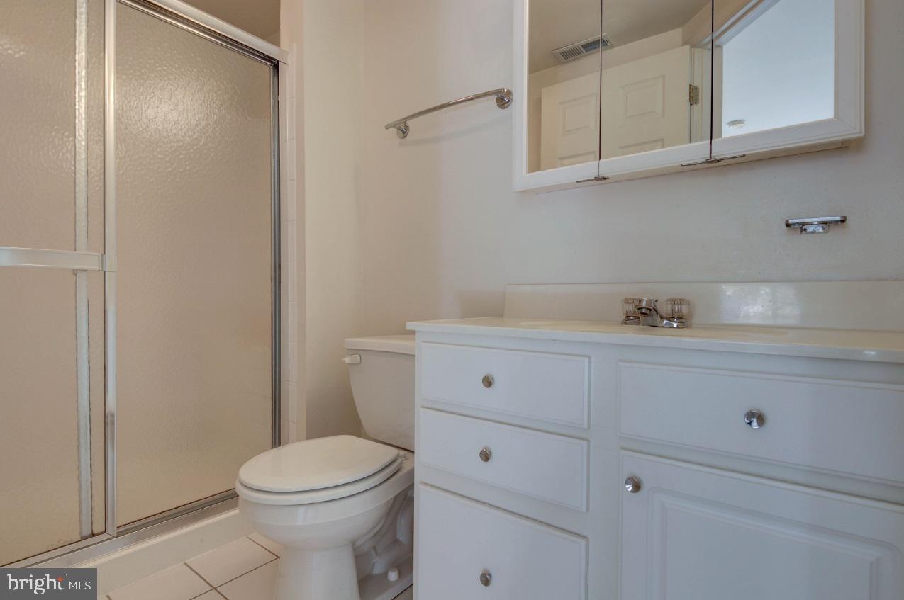 341 Brigade Court Chesterbrook, PA 19087 - Photo 19 of 27 Master Bathroom (En Suite) !