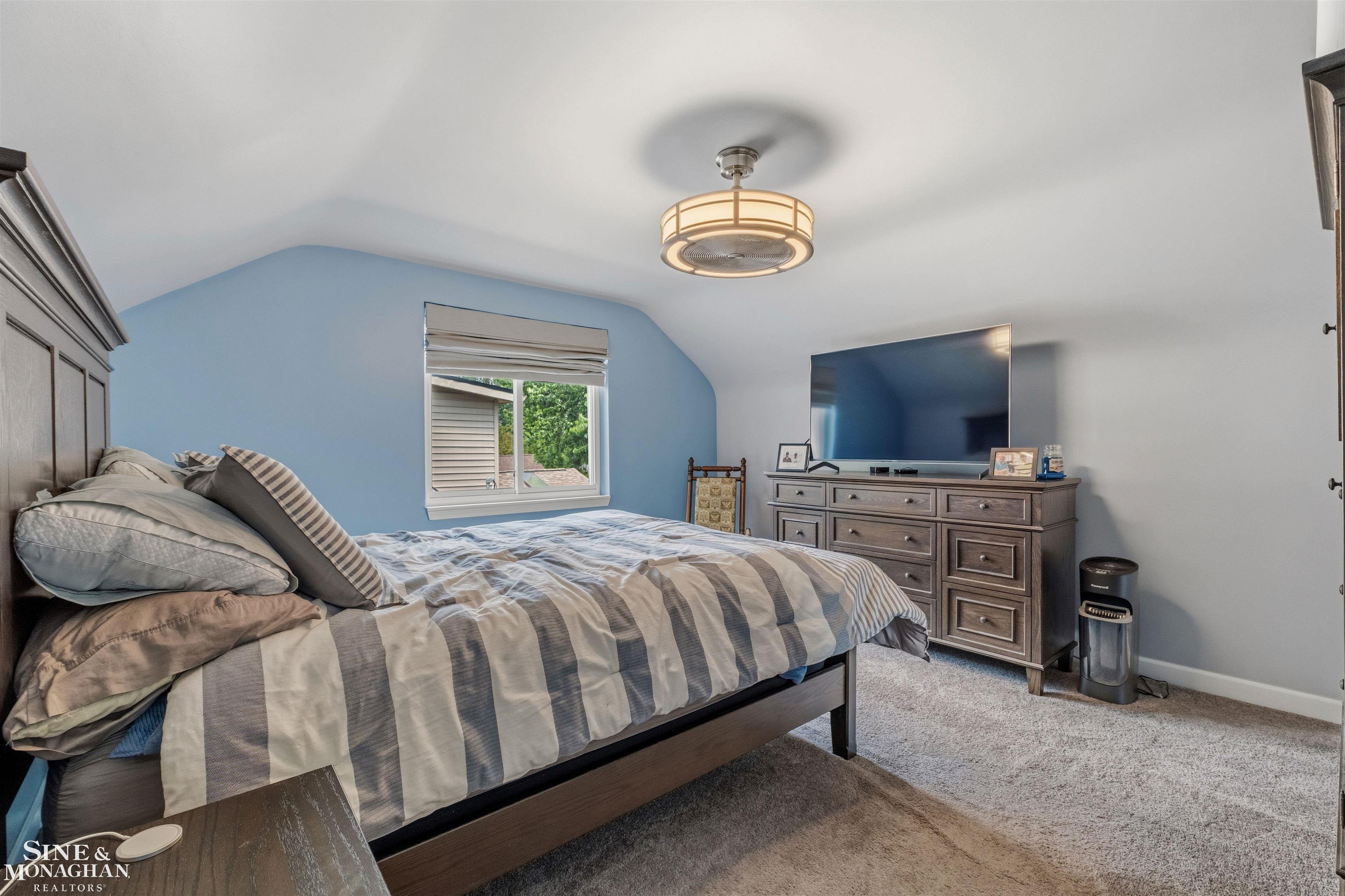 308 Ridgemont Road Grosse Pointe, MI 48236 - Photo 26 of 33 Gallery Image 26