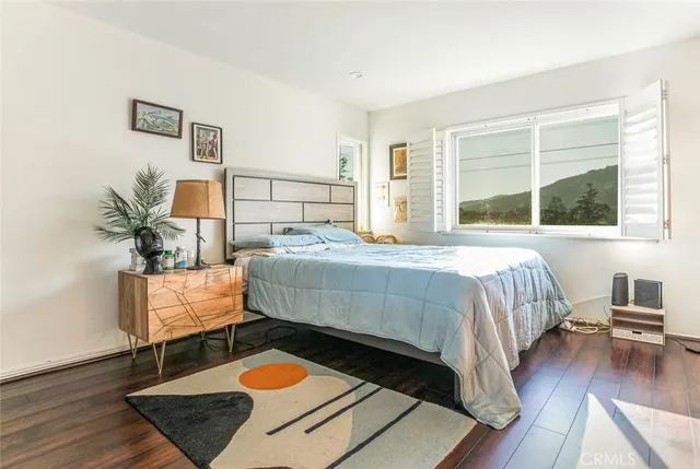 $675,000 | 2940 North Verdugo Road, Unit 305, Glendale, CA 91208