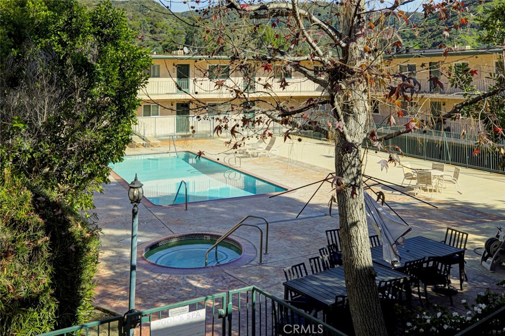 2940 North Verdugo Road, Unit 305 Glendale, CA 91208 - Photo 25 of 26 a view of a house with backyard and sitting area