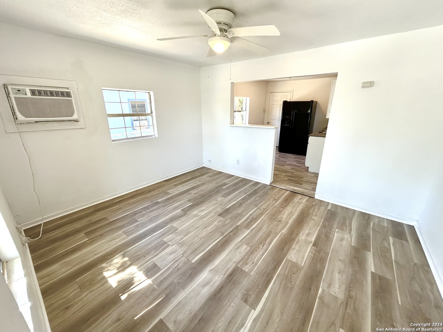 3539 Rivas Street San Antonio, TX 78228 - Photo 2 of 15