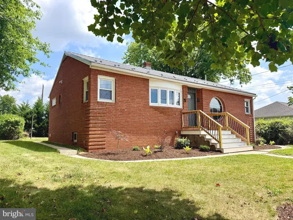 $249,900 | 501 Hamilton Avenue, Chambersburg, PA 17202