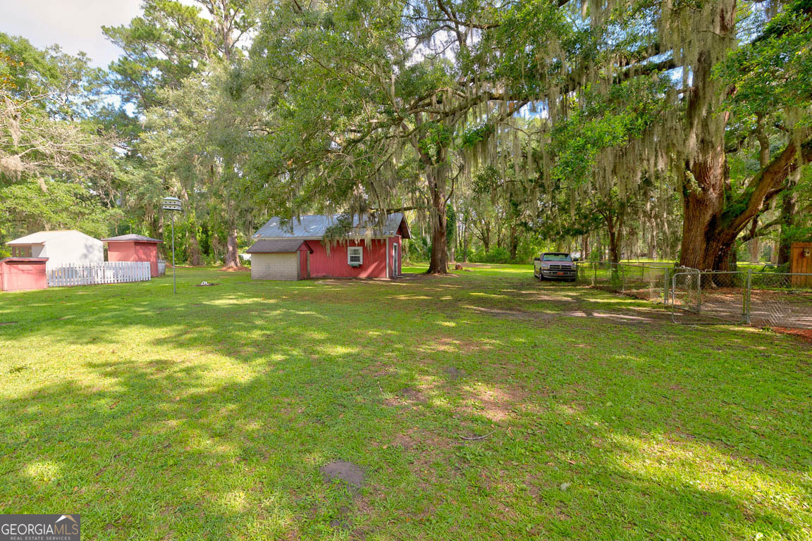 173 Fish Hall Road Brunswick, GA 31523 - Photo 36 of 52