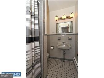 353 Ainslie Road Huntingdon Valley, PA 19006 - Photo 6 of 11 Bathroom