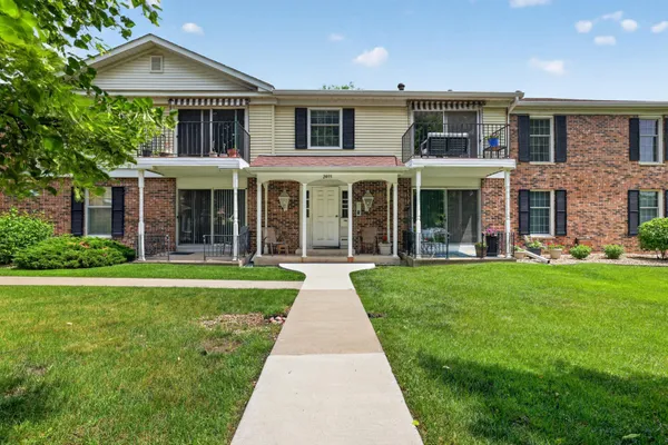 $199,900 | 2055 Carriage Drive Southwest, Unit 2055H, Rochester, MN 55902