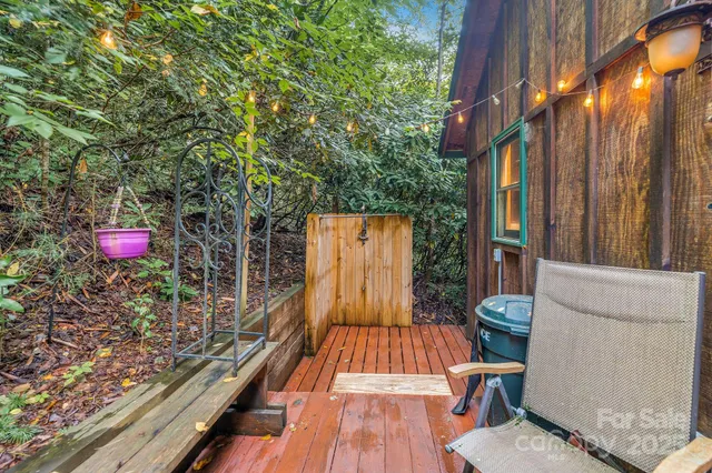 a view of a wooden fence