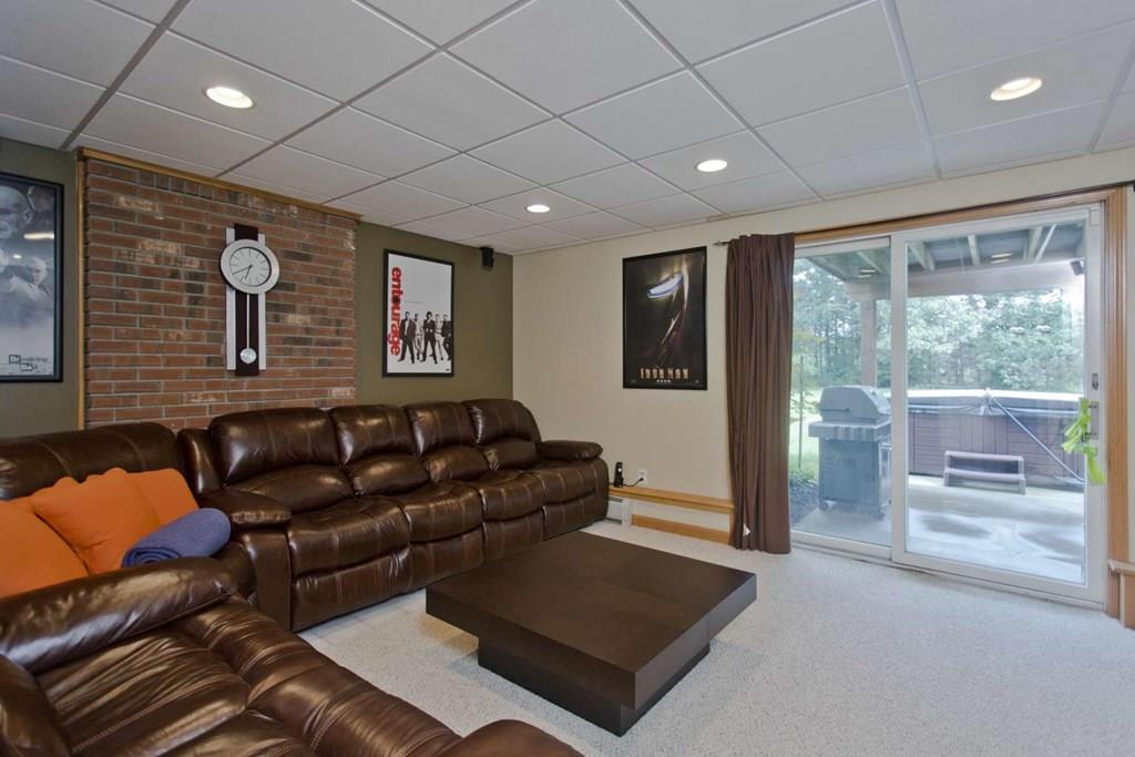 6 Pine Hill Road Easthampton, MA 01027 - Photo 19 of 20 Gallery Image 19