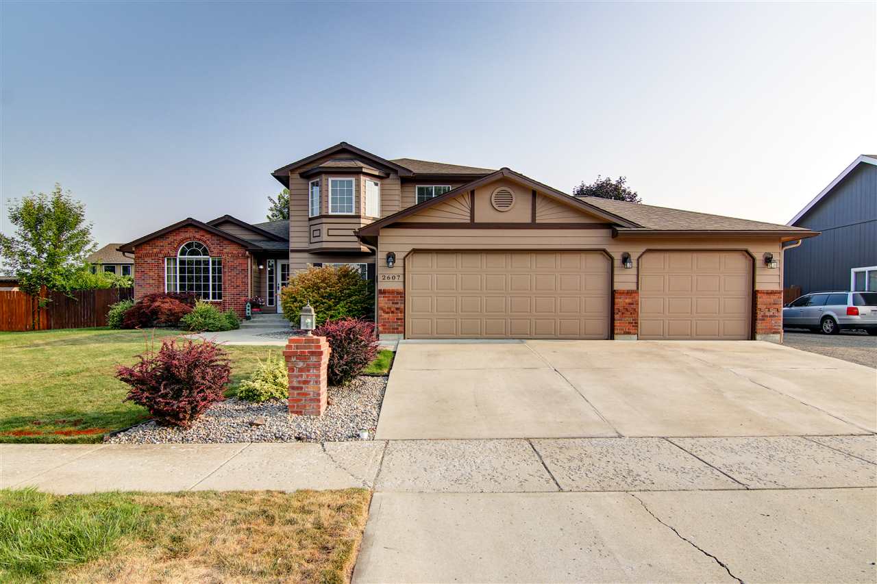 2607 West Cascade Way Spokane, WA 99208 - Photo 1 of 20 Gallery Image 1