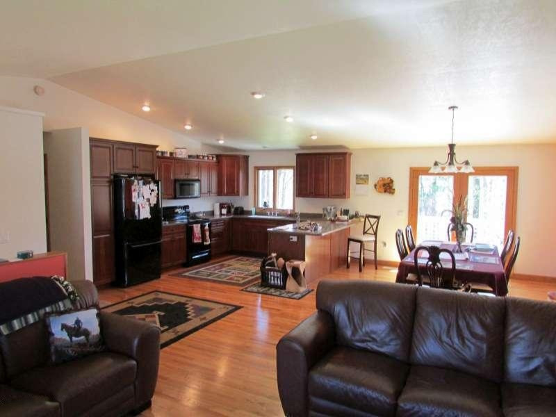 6808 Wood Road Spring Lake, MI 49456 - Photo 3 of 16 IMG_1196-800