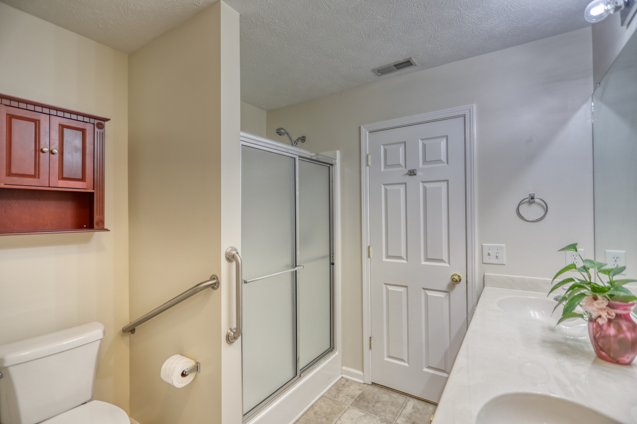 816 Lock 4 Road, Unit 201 Gallatin, TN 37066 - Photo 8 of 10 Gallery Image 8