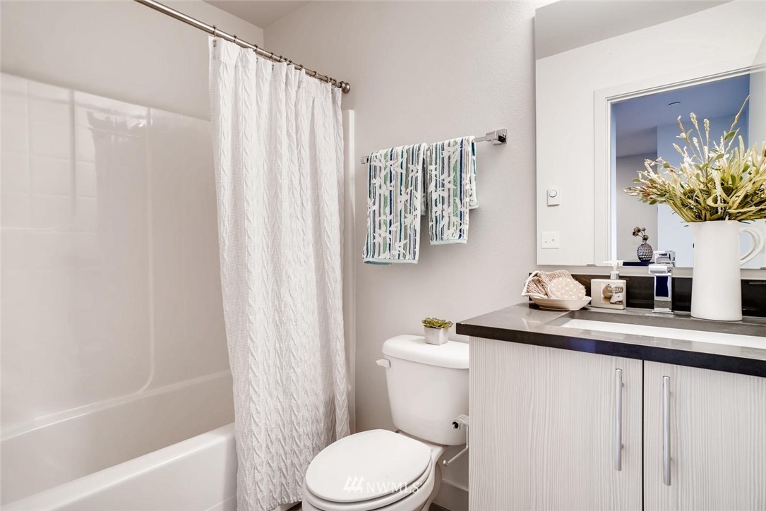 17905 35th Avenue Southeast, Unit B3 Bothell, WA 98012 - Photo 19 of 23 Gallery Image 19