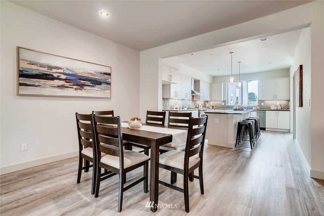17905 35th Avenue Southeast, Unit B3 Bothell, WA 98012 - Photo 6 of 23 Gallery Image 6