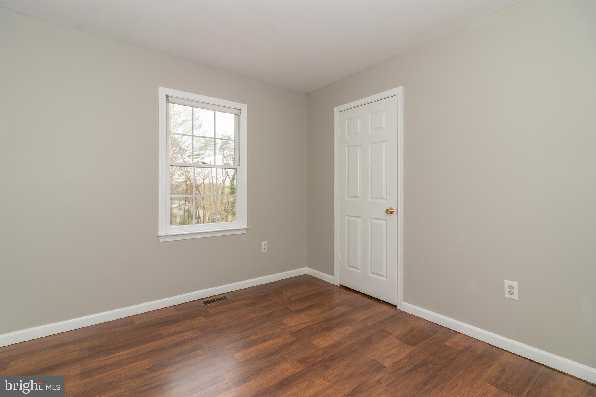 8932 Round Top Road Manassas, VA 20112 - Photo 20 of 39 Bedroom