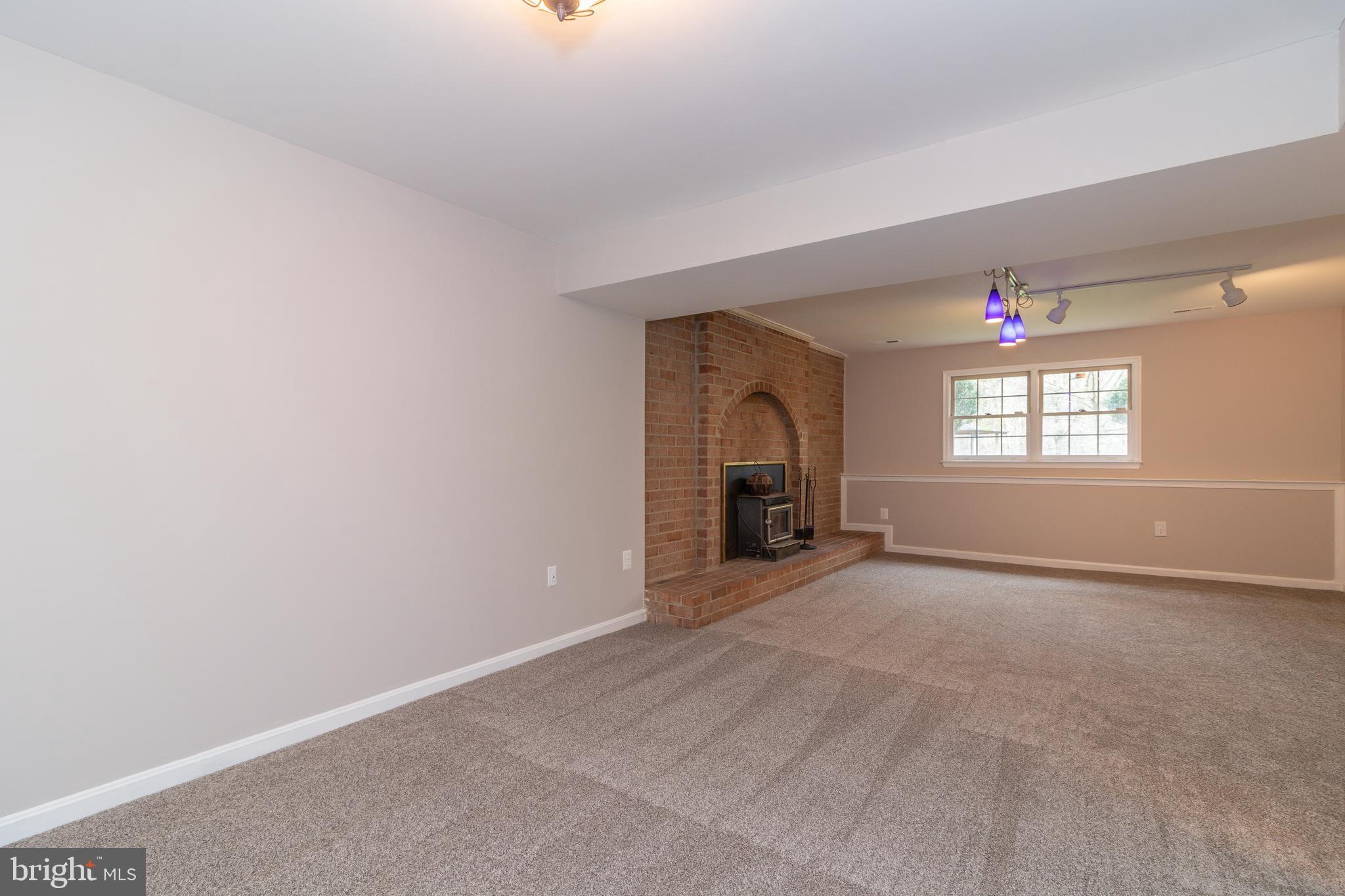 8932 Round Top Road Manassas, VA 20112 - Photo 27 of 39 Gallery Image 27