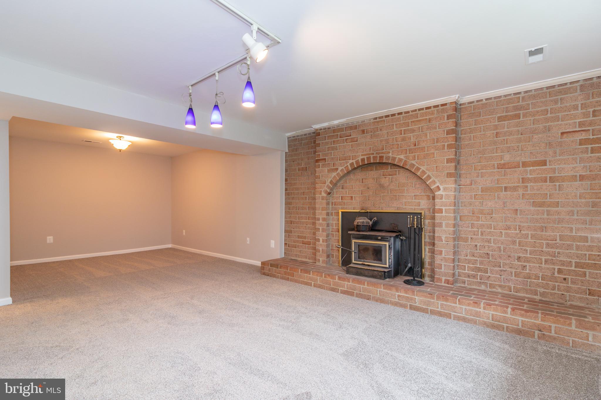 8932 Round Top Road Manassas, VA 20112 - Photo 28 of 39 Gallery Image 28
