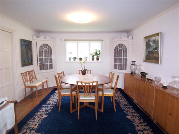 5 Hazelwood Road Worcester, MA 01609 - Photo 11 of 15 a view of a dining room with furniture window and wooden floor