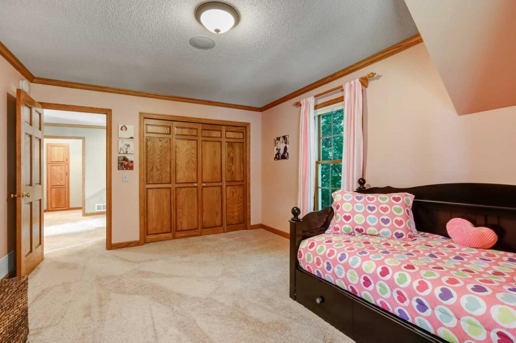 6464 Murray Hill Road Chanhassen, MN 55331 - Photo 33 of 38