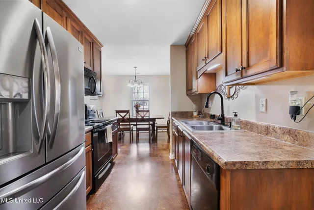 $285,000 | 110 Emily Lynn Road, Sarah, MS 38665