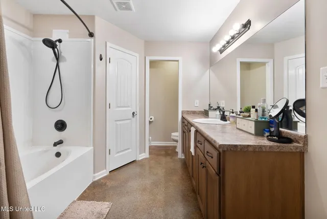 $285,000 | 110 Emily Lynn Road, Sarah, MS 38665