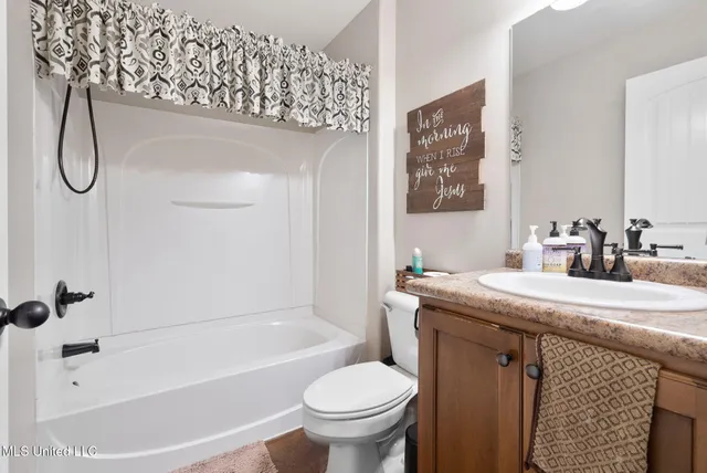 $285,000 | 110 Emily Lynn Road, Sarah, MS 38665