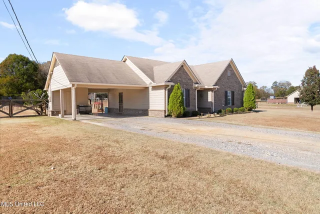 $285,000 | 110 Emily Lynn Road, Sarah, MS 38665