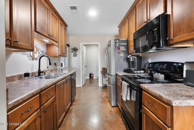 $285,000 | 110 Emily Lynn Road, Sarah, MS 38665