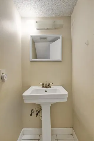 $2,100 | 3861 Northwest 90th Avenue, Unit 3861, Fort Lauderdale, FL 33351