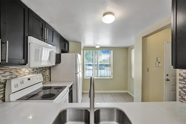 $2,100 | 3861 Northwest 90th Avenue, Unit 3861, Fort Lauderdale, FL 33351