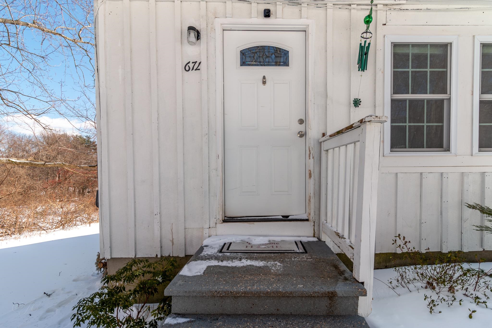 67 L Tsienneto Road Derry, NH 03038 - Photo 3 of 36