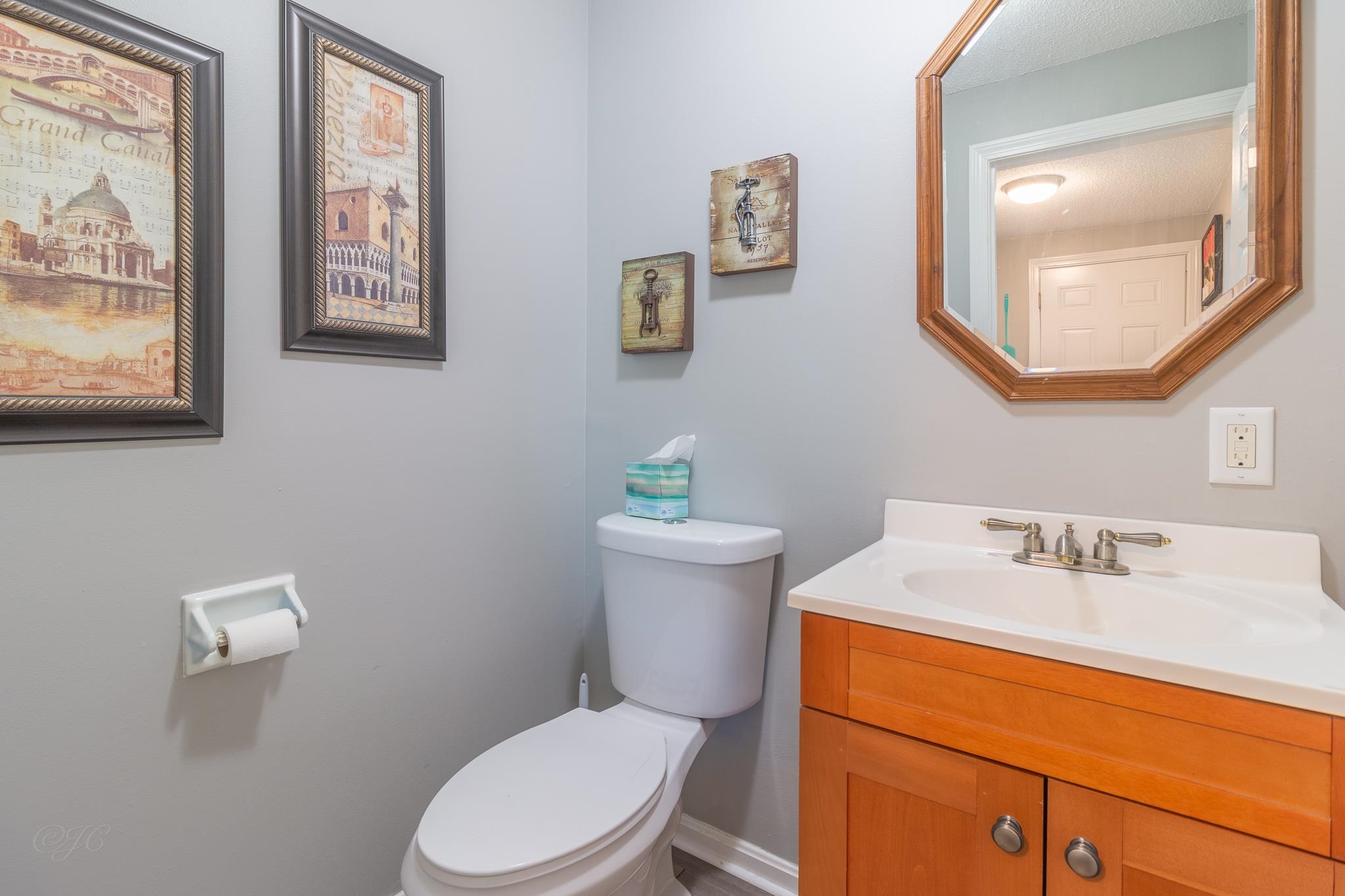 67 L Tsienneto Road Derry, NH 03038 - Photo 10 of 36