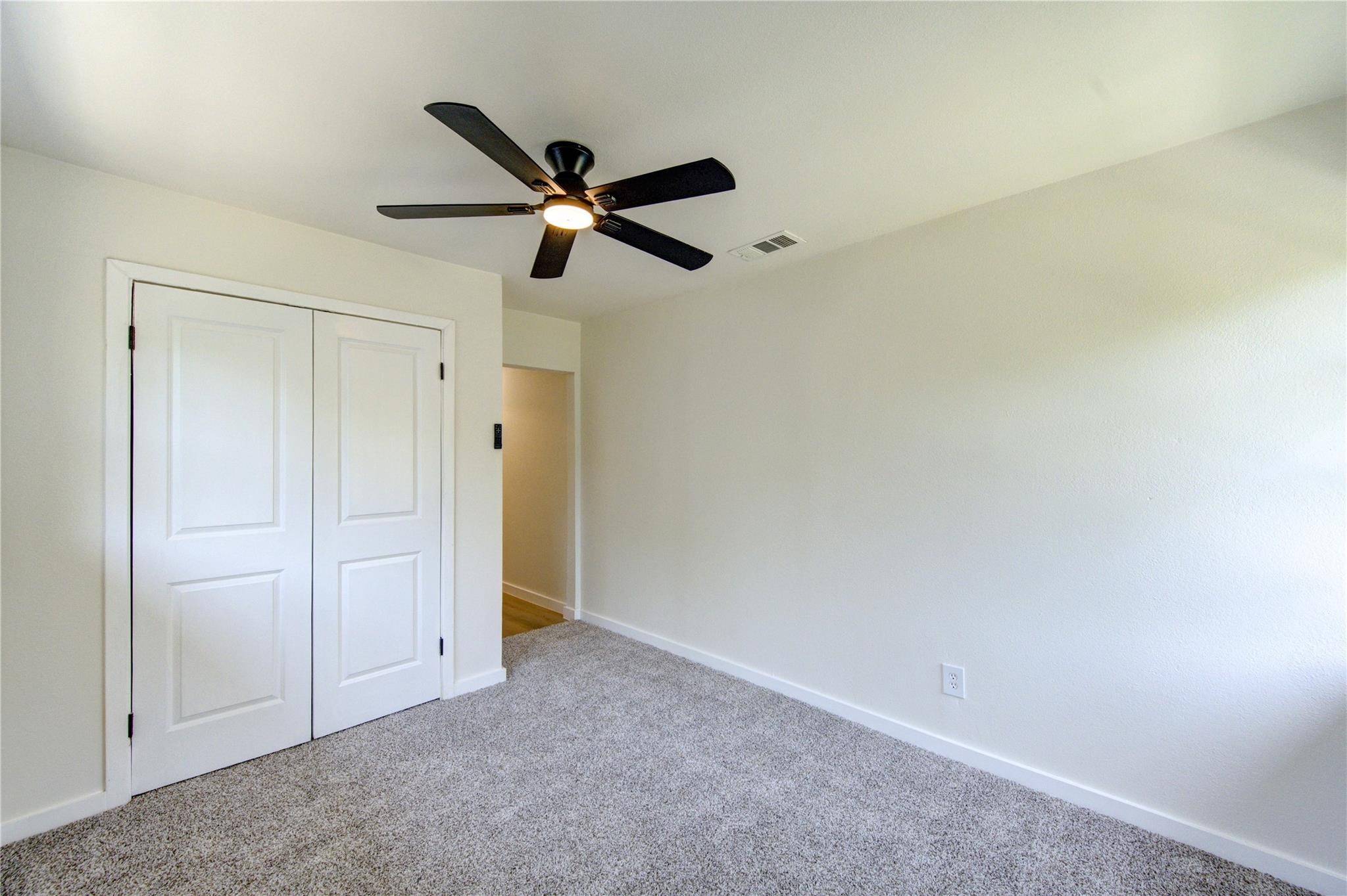 4914 Pershing Street Houston, TX 77033 - Photo 30 of 34