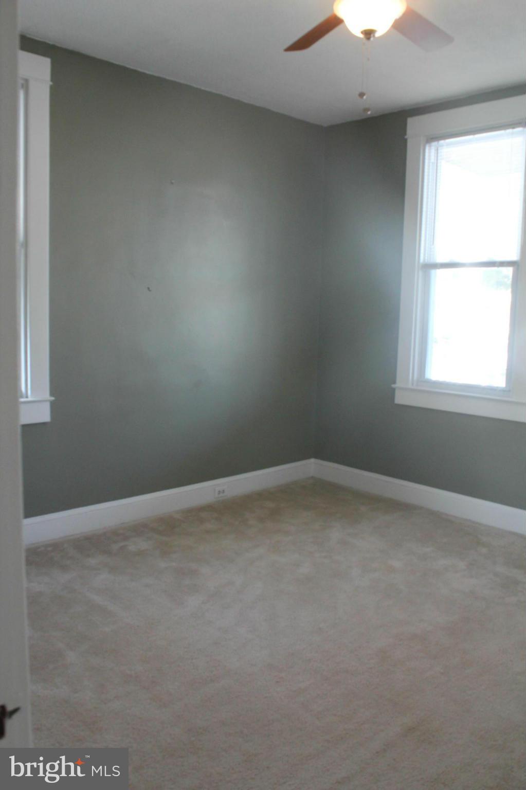 650 North Bend Road Baltimore, MD 21229 - Photo 15 of 22 an empty room with a window