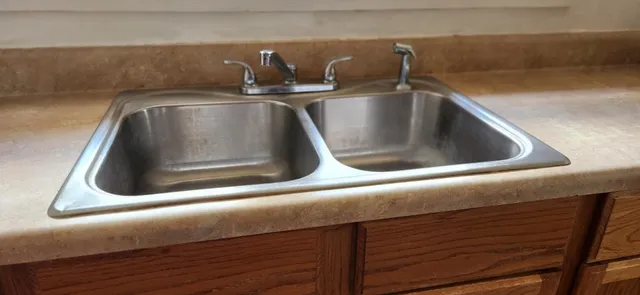 a close view of sink and tap
