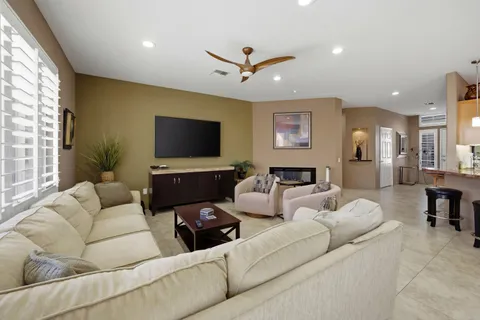 $549,000 | 37318 Pineknoll Avenue, Palm Desert, CA 92211