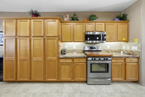 $549,000 | 37318 Pineknoll Avenue, Palm Desert, CA 92211