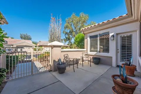 $549,000 | 37318 Pineknoll Avenue, Palm Desert, CA 92211