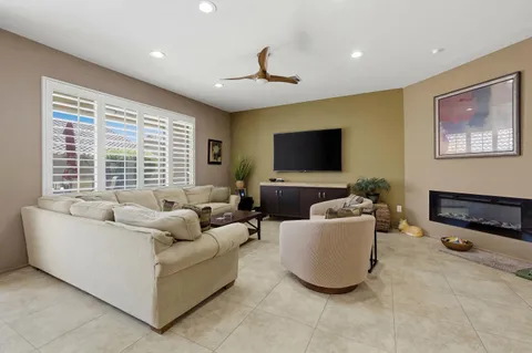 $549,000 | 37318 Pineknoll Avenue, Palm Desert, CA 92211
