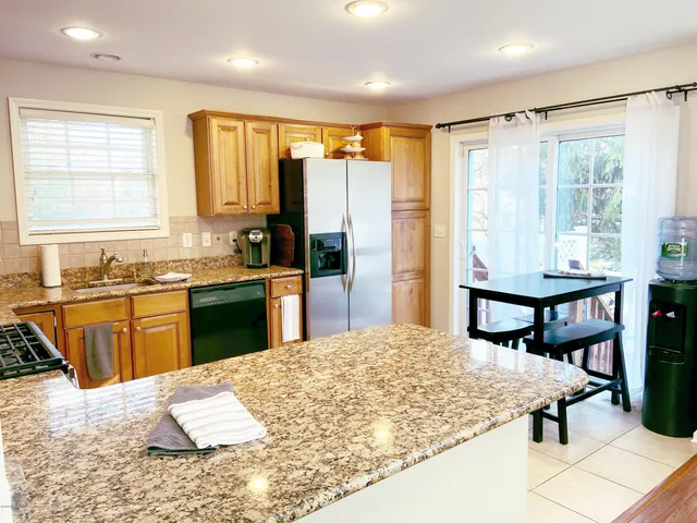 $4,200 | 219 Satinwood Drive, Middletown, NJ 07748