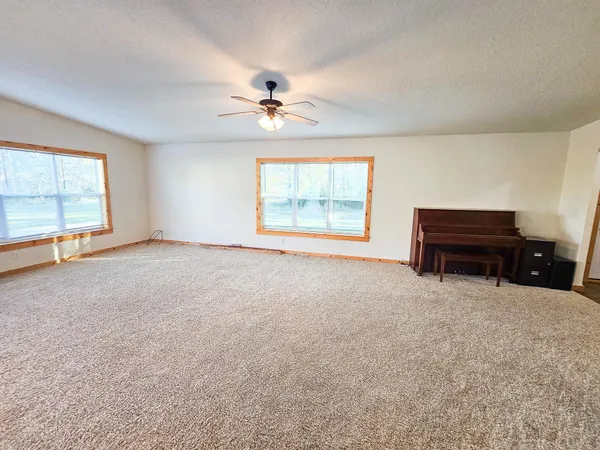 $331,900 | 14590 380th Street Northeast, Middle River, MN 56737