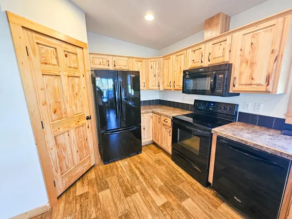 $331,900 | 14590 380th Street Northeast, Middle River, MN 56737