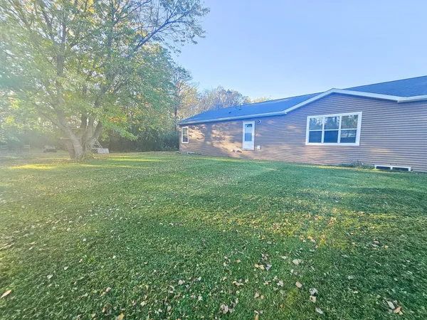 $331,900 | 14590 380th Street Northeast, Middle River, MN 56737