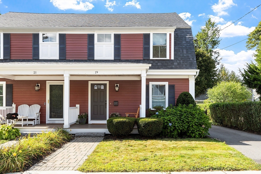 19 Shirley Street, Unit 19 Lexington, MA 02421 - Photo 1 of 32 Gallery Image 1