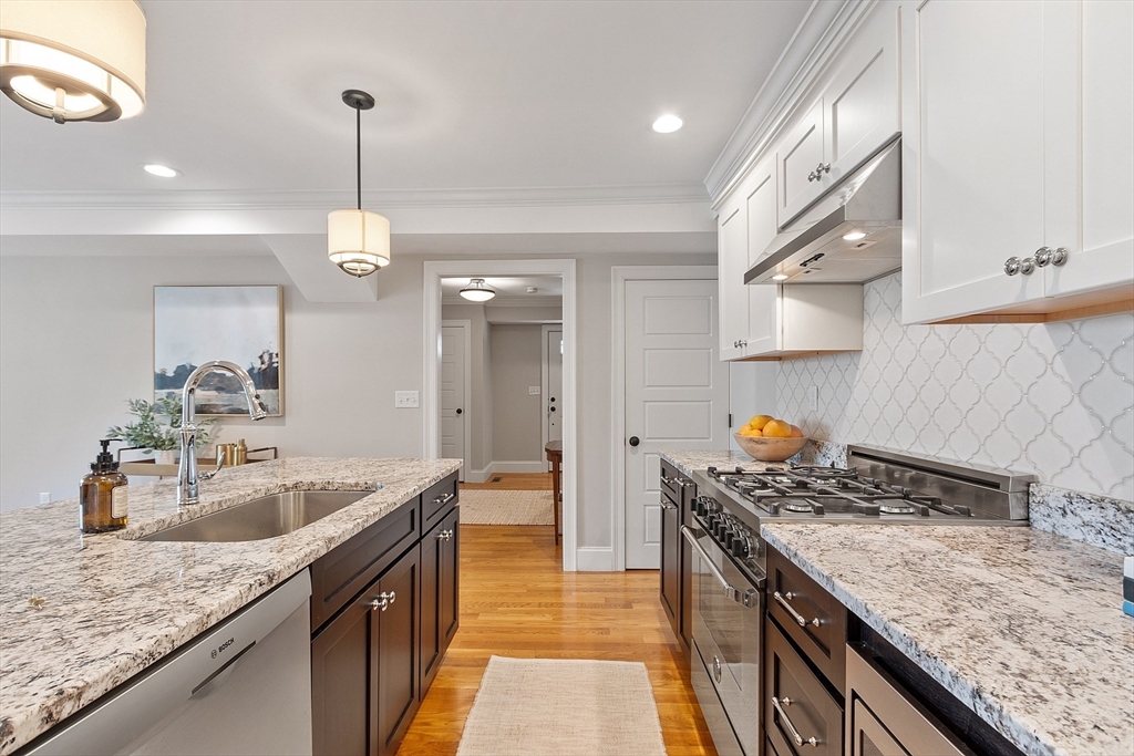 19 Shirley Street, Unit 19 Lexington, MA 02421 - Photo 12 of 32 Gallery Image 12