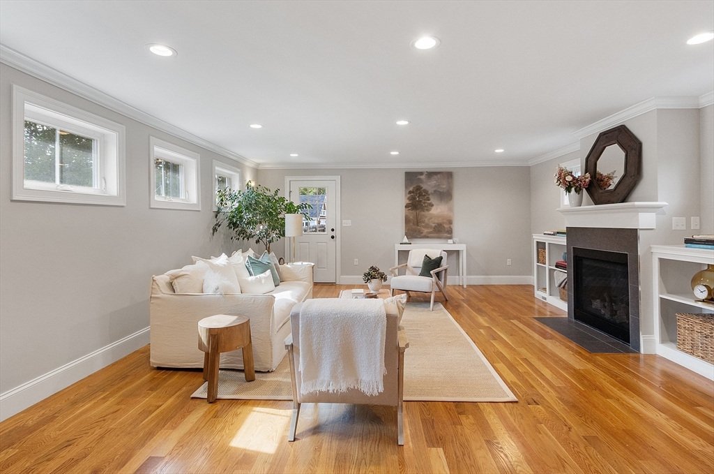 19 Shirley Street, Unit 19 Lexington, MA 02421 - Photo 15 of 32 Gallery Image 15