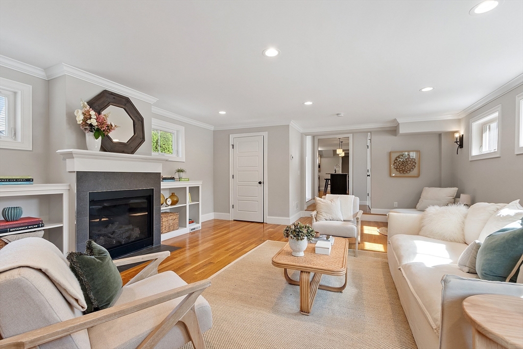 19 Shirley Street, Unit 19 Lexington, MA 02421 - Photo 3 of 32 Gallery Image 3