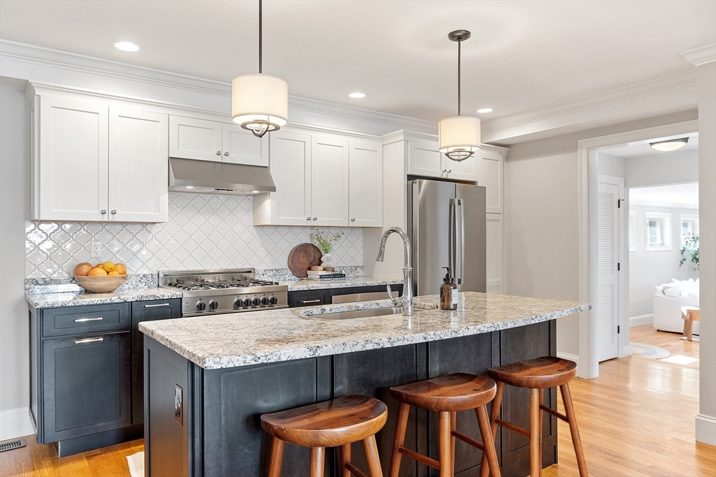 19 Shirley Street, Unit 19 Lexington, MA 02421 - Photo 4 of 32 Gallery Image 4