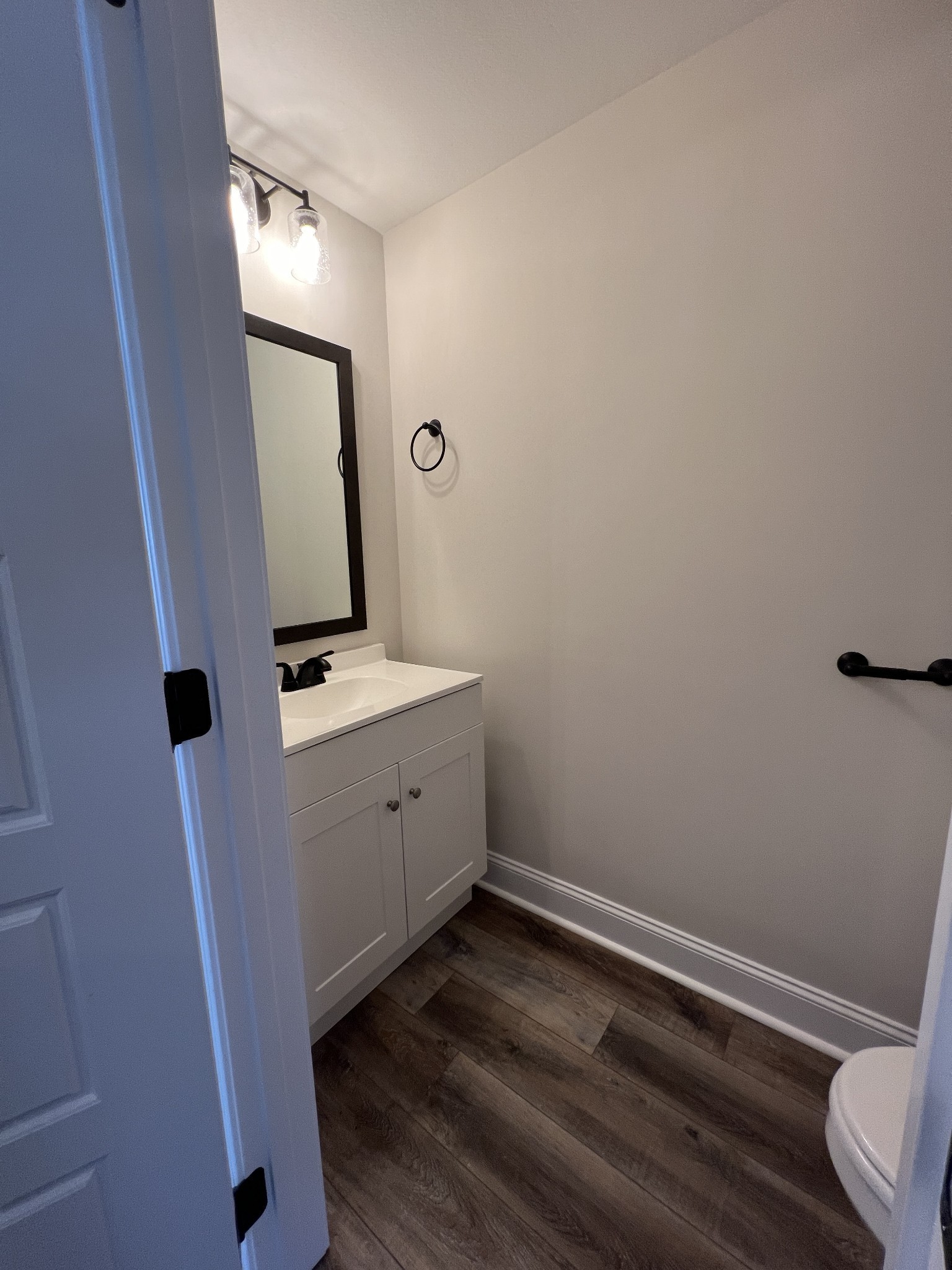 550 Peachers Mill Road, Unit B4 Clarksville, TN 37042 - Photo 12 of 34 a view of utility room with wooden floor