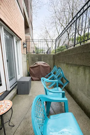 $2,695 | 4233 North Kenmore Avenue, Unit GN, Chicago, IL 60613